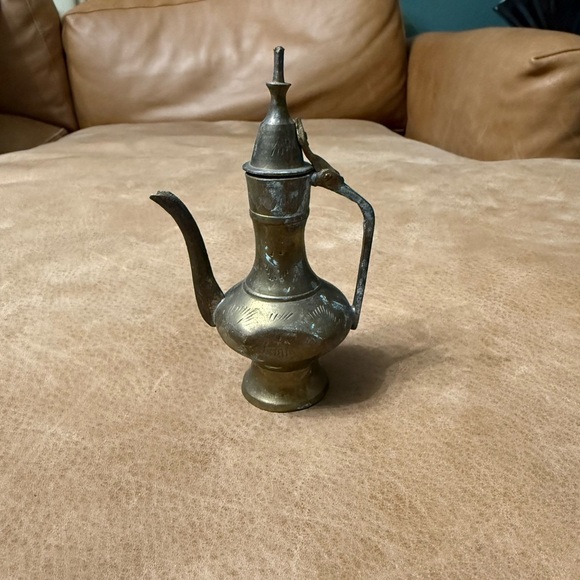 Vintage Etched Brass Mini Teapot/Coffee Pot With A Long Spout Ornate - Picture 1 of 6